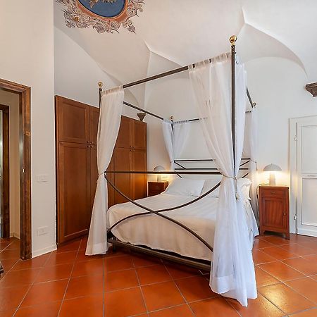 La Loggia Di Portica Residenza Storica Nel Centro Di Assisi Apartment Bagian luar foto