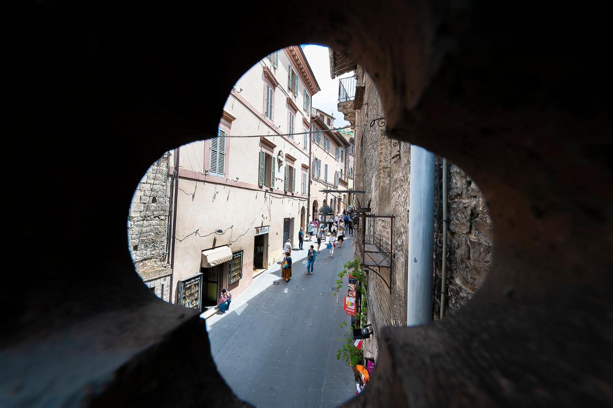 La Loggia Di Portica Residenza Storica Nel Centro Di Assisi Apartment Bagian luar foto